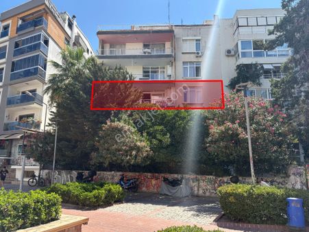 Akbank Sokağında, Sevgi Yolu Cepheli Asansörlü 3+1 Satılık Daire