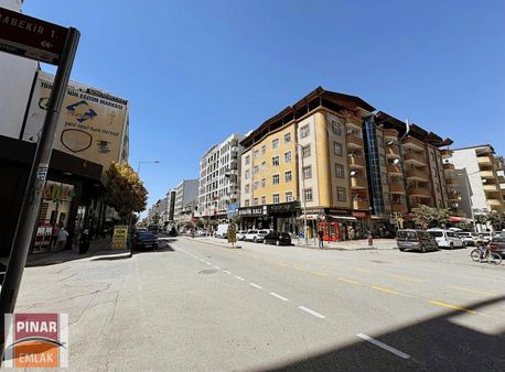 Pınar Emlak'tan Maraş Caddesine Sıfır Satılık 1+1 Eşyalı Daire