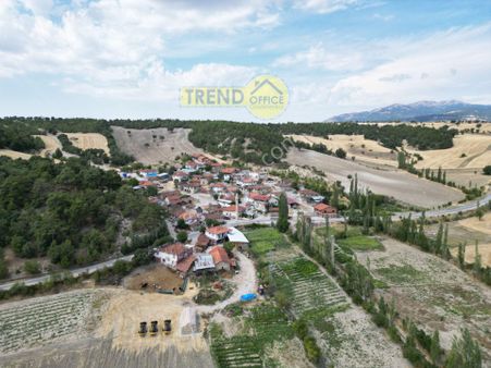 Kütahya Gediz Aliağa Köyü 1512 M2 Satılık Yatırımlık Verimli Tarla