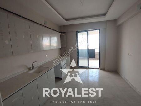 Royalest'ten Göktürk Mahallesinde Geniş Fırsat Daire