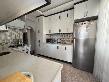 Şelale Mahallesinde Site İçi Komple Yapılı 2+1