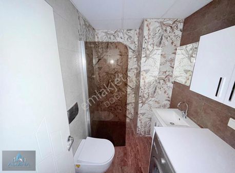 Almina'dan Vitrin Sitesinde 17.000 Kgs Li Acil Satılık Daire