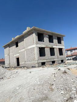 Acil Satılık 2+1 Sıfır Daire 2. Kat Konya Meram Alakova Mah De