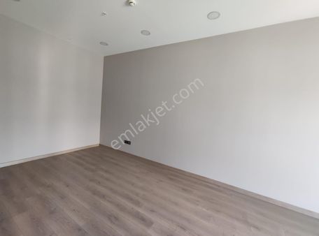 Zafer Mahallesi’nde Site İçerisinde 1+1 Amerikan Mutfaklı Asansörlü Kiralık Daire 🏢✨