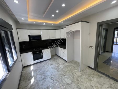 Sabri Pınarbaşı'dan Zeytinli'de Satılık Sıfır Villa