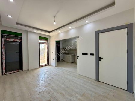 Şelale Mahallesinde 2+1 İskanı Alınmış Sıfır Katta Daire