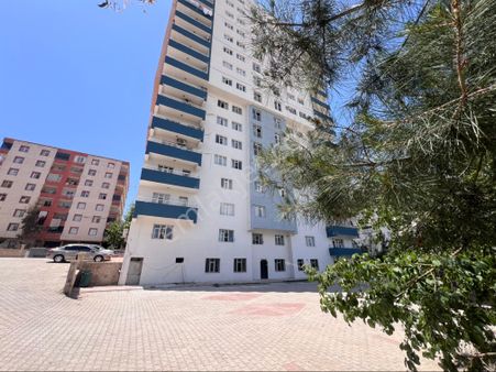 Murat Emlaktan Perşembe Pazarının İçinde Yüksek Ara Kat 3+1 Dairemiz Satılıktır