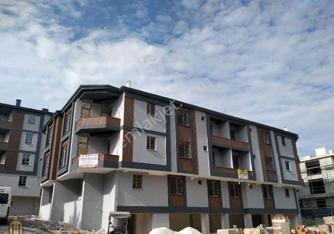 Anıt Emlaktan Satılık 2+1 Daire..