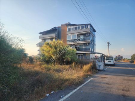 Kadriye'de 1. Katta Satılık 2 Balkonlu Gbk Cepheli 1+1 Eşyalı Daire