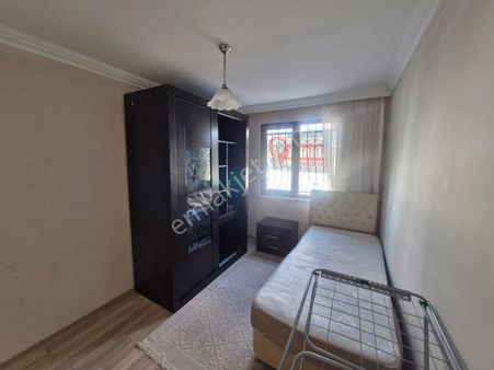 Elfiden Bahçelievler Mh. Savaştepe Caddesi Site İçinde 1+1