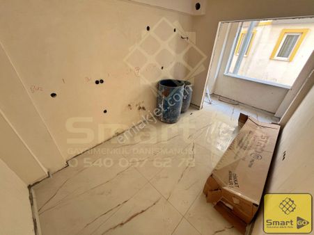 Çınarlı Mahalesi'nde 2+1 Satılık Daire