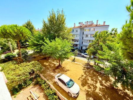 ▶ ▶akçay Körfez'den Full Ön Cephe Ara Kat Satılık 2+1 Daire