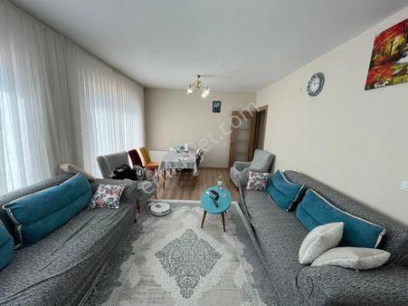 Akgedik Zeki Emlak'tan 1. Etap Okul Yanında 3+1 Satılık Daire