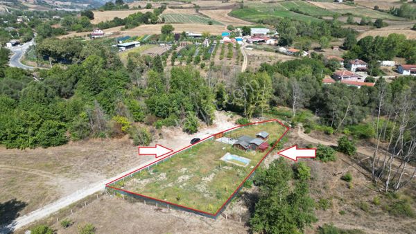 Kocaeli Karamürsel Valideköprü 1451 M2 Bahçe İçinde Satılık Müstakil Havuzlu Ev