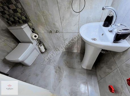 Fethiye Karaçulha'da Satılık 3+1 Bahçeli Geniş Balkonlu Villa