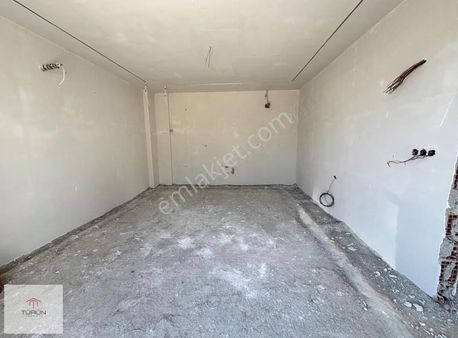 Fethiye Çamköy Mahallesinde Müstakil Giriş 1+1 Satılık Daire