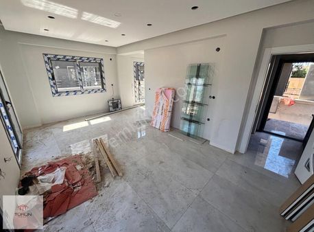 Fethiye Yenimahallede Müstakil 4+1 Tripleks Satılık Villa