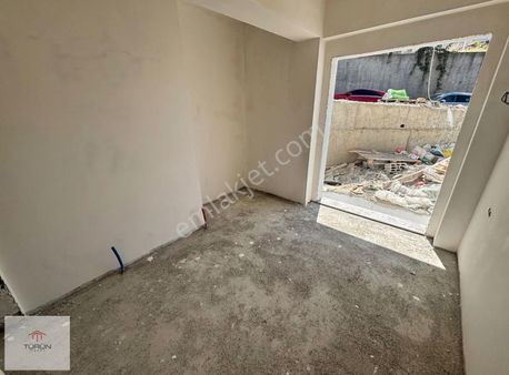 Fethiye Pazaryeri Mahallesi'nde Hıdırlık Mevkide Satılık 3+1 Ter