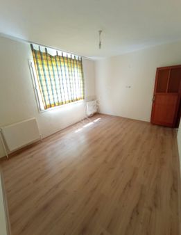 Ay&na Gayrimenkul’den 2+1 Doğalgazlı Kiralık Daire