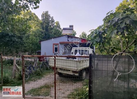 Hak Emlaktan Çerkez Ballıca Köyünde Satılık Müstakil Ev Ve Arazi