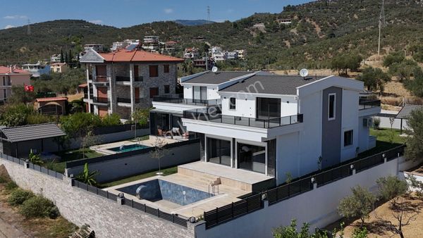 Yiğit'ten Altınoluk'ta 4+1 Müstakil Havuzlu Ultra Lüks Villa