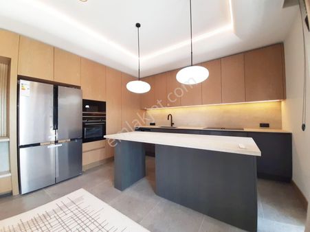 Gürselpaşa'da Akıllı Ev Otomasyon Sistemli Yerden Isıtmalı Alternatifsiz Süper Lüks Residence!!