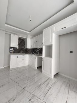 Truva/nazım Demirci'den Alaçam Caddesine 2.bina Modern 2+1 Daire