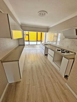 Bahçelerüstü Mahallesinde Full Yapılı Katta Önü Açık Satılık Daire