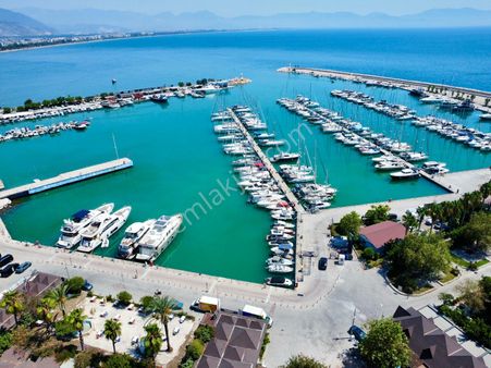 Finike Kale'de Panoramik Liman Manzaralı Satılık Dubleks Daire