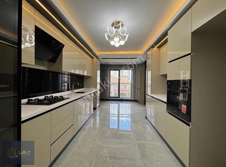 Barut Emlaktan K. Otoparklı Full+full Lüks Konsept 4+1 Daire