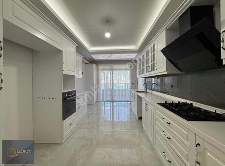 Barut Emlaktan Mükemmel Konsept "200 M2" 4+1 Daire 9. Kat