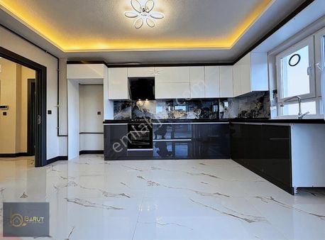 Barut Emlaktan Devlet Hastanesi Yakını Sıfır 4+1 Daire 7. Kat