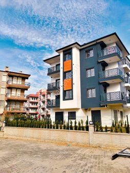 Davutlar Bölgesinde Mükemmel Bir Konum, Havuzlu Ve Modern Olanaklarla! Oturum Başladı .🏚️