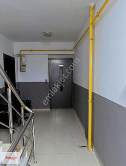 Samsun Kavak Öğretmen Evi Karsısında Caddede 2+1 Kiralik Daire