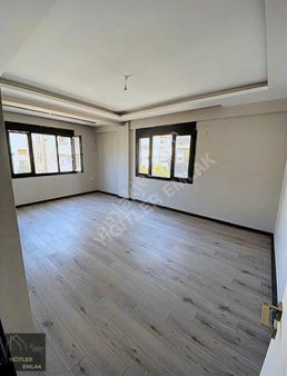 Aliağa Kazım Dirik Merkez 3+1 Doğalgazlı Satılık Daire