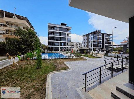 Döşemealtı Bahçeyaka Mahallesi'nde Kiralık 2+1 Lüks Daire