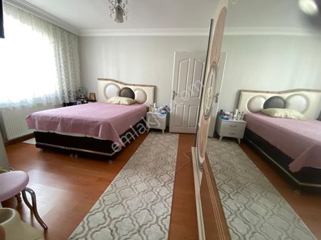 Çayırova Özgürlük Mahallesinde Karakola Yakın 2+1 Arakat