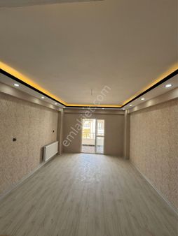 Şanlıurfa Haliliyede Satılık 4+1 Acill Daire