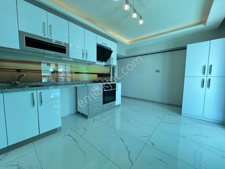 Engin Emlak'tan Lüks Sitede Yerden Isıtmalı Güney Cephe 4+1