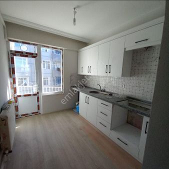 Dumlupınar Mahallesi'nde 2+1