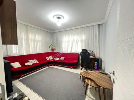 Torunlar Emlaktan Satılık 2+1 Kombi Balkonlu 1.kt Daire Yenimah.