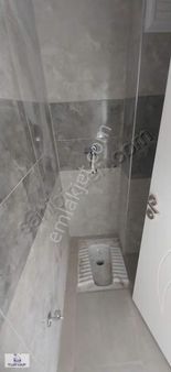 Cadde Üstü Site İçi Satılık 2+1 Daire