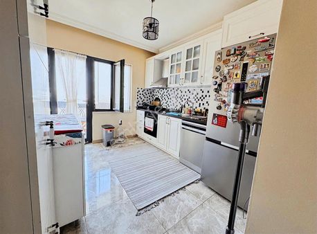 Metrobüse Yürüme Mesafesi Western Park Sit. Satılık 2+1 Daire