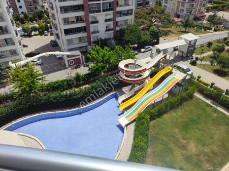 Üniversite Cad. Özdiker Corona Sitesinde Kiralık 2+1 Lüks Daire