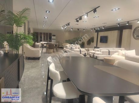 Maskonun En Güzel Sokağında Yüzüktaşı Full+full Çiftli Dükkan