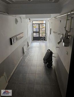 Aycan Beşikta Serencebey'de Cadde'ye Çok Yakın 3 + 1 Balkonlu