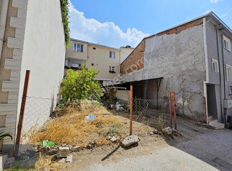 Üçevler Mahallesinde 117m2 Satılık Arsa