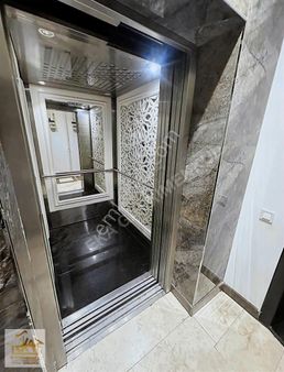 Sultan Konakları 1de Havuzlu, Güvenlikli 3+1 Kiralık Daire