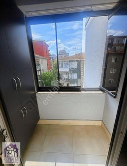 Gündem Gayrimenkul'den Kartal'da 3+1 Satılık Daire