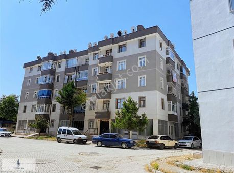 Fatih Işıklar Fatih Meslek Lisesinin Yanında 3+1 Satılık